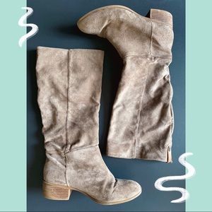 Below the knee Boots